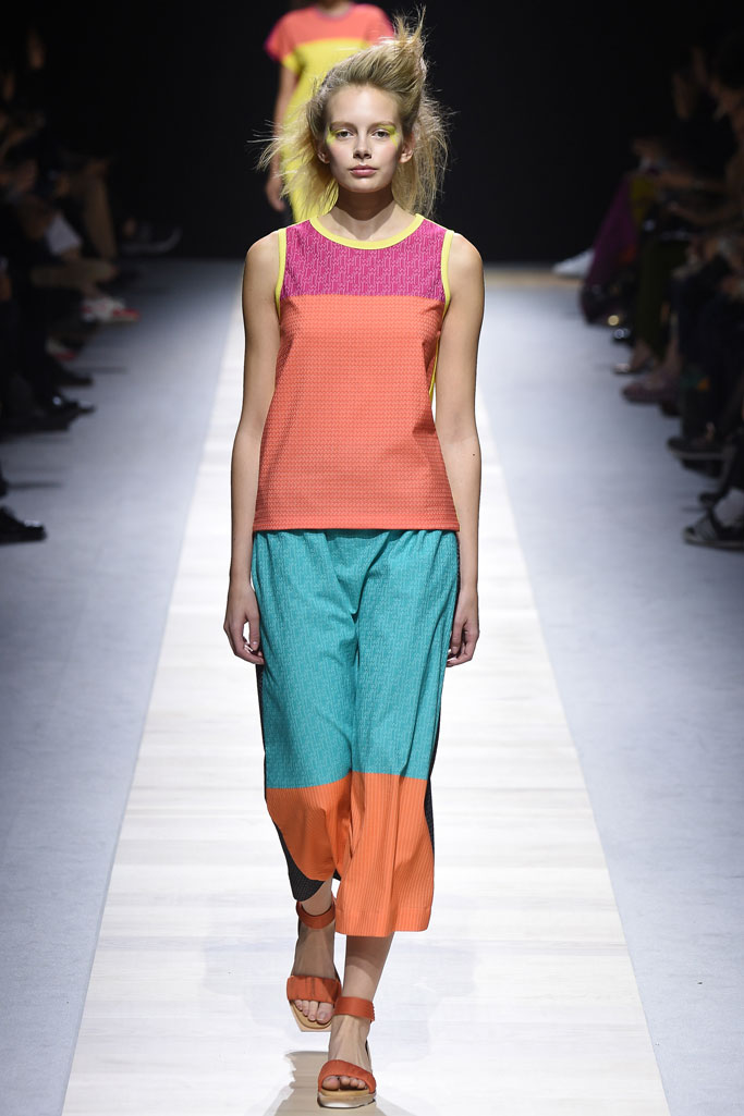 Issey Miyake（三宅一生）2024巴黎时装秀
