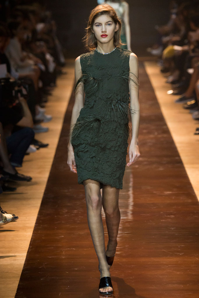 Nina Ricci（莲娜丽姿）2024巴黎时装秀