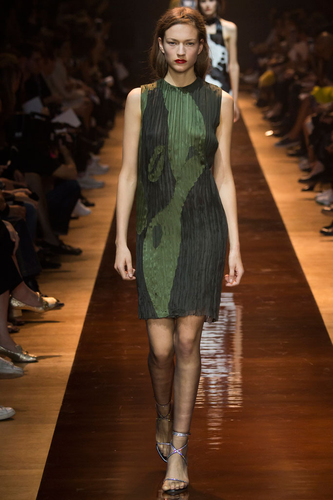 Nina Ricci（莲娜丽姿）2024巴黎时装秀