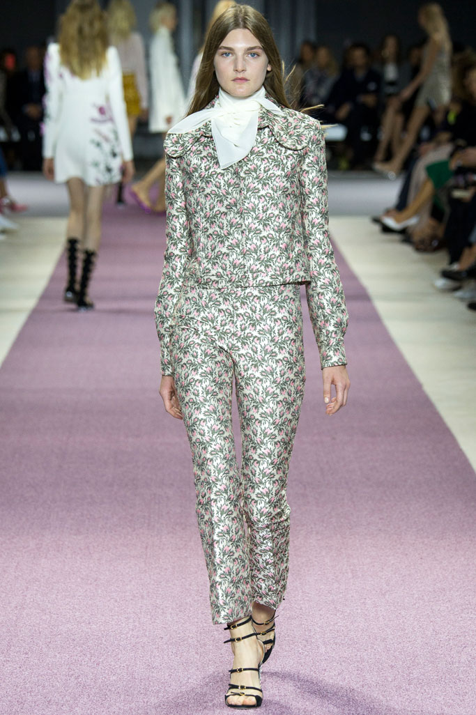 Giambattista Valli 2024巴黎时装秀
