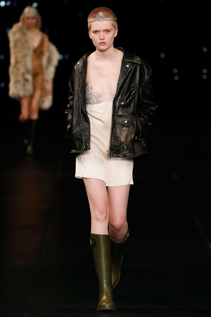 Saint Laurent（圣罗兰）2024巴黎时装秀