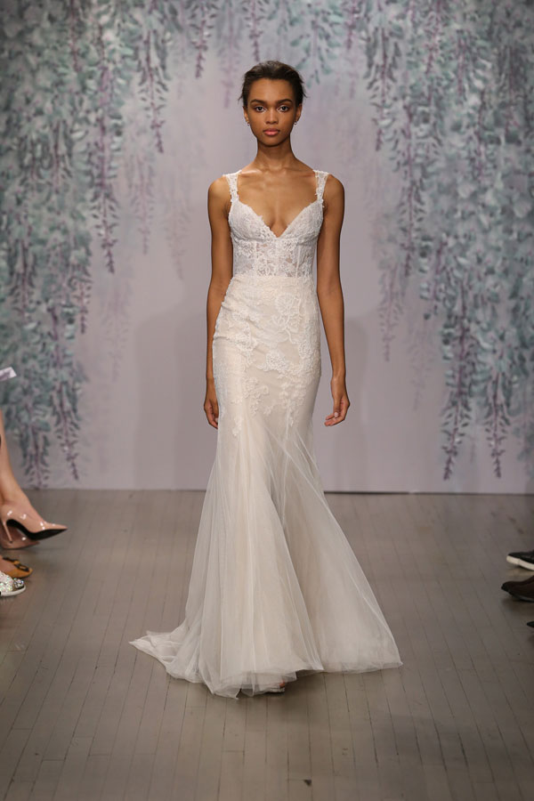 Monique Lhuillier 2024纽约婚纱周婚纱秀