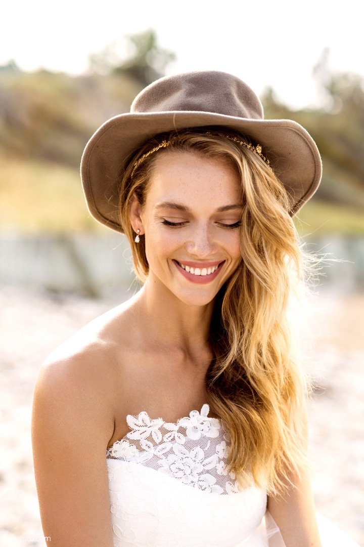 名模Hannah Ferguson 《Brides》杂志浪漫婚纱大片