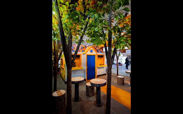 JIMMY SPA CAFE色彩明快的空间环境设计