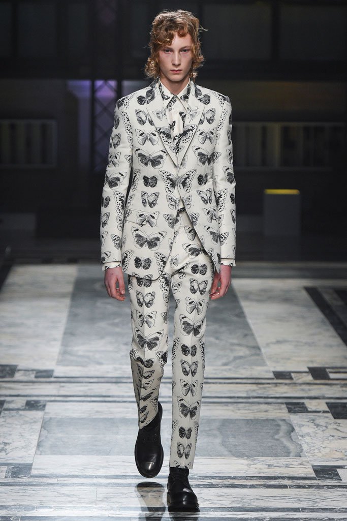 Alexander McQueen（亚历山大·麦昆）2024伦敦男装周时装秀