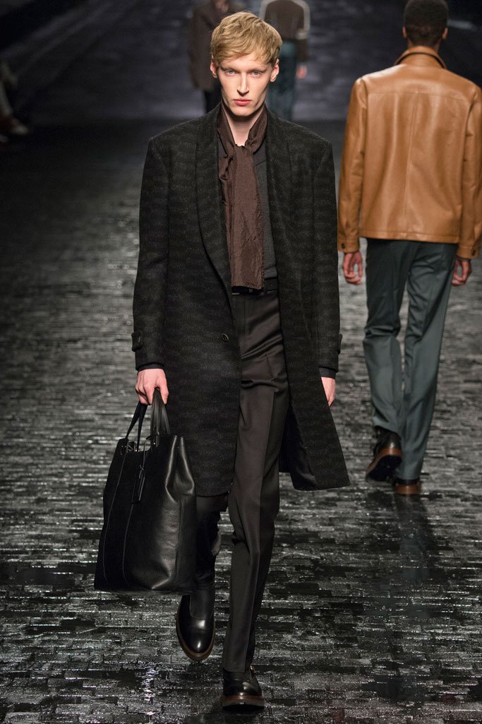 Corneliani（克莱利亚尼）2024米兰时装周男装秀