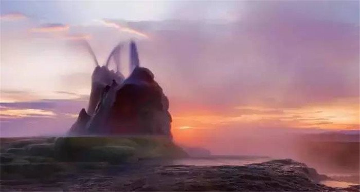 地球上真实存在的外星奇景 猜猜中国哪两个景观入选了