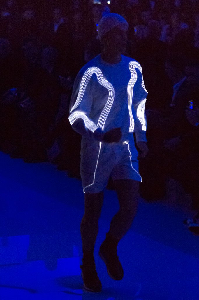Versace（范思哲）2024米兰时装周男装秀