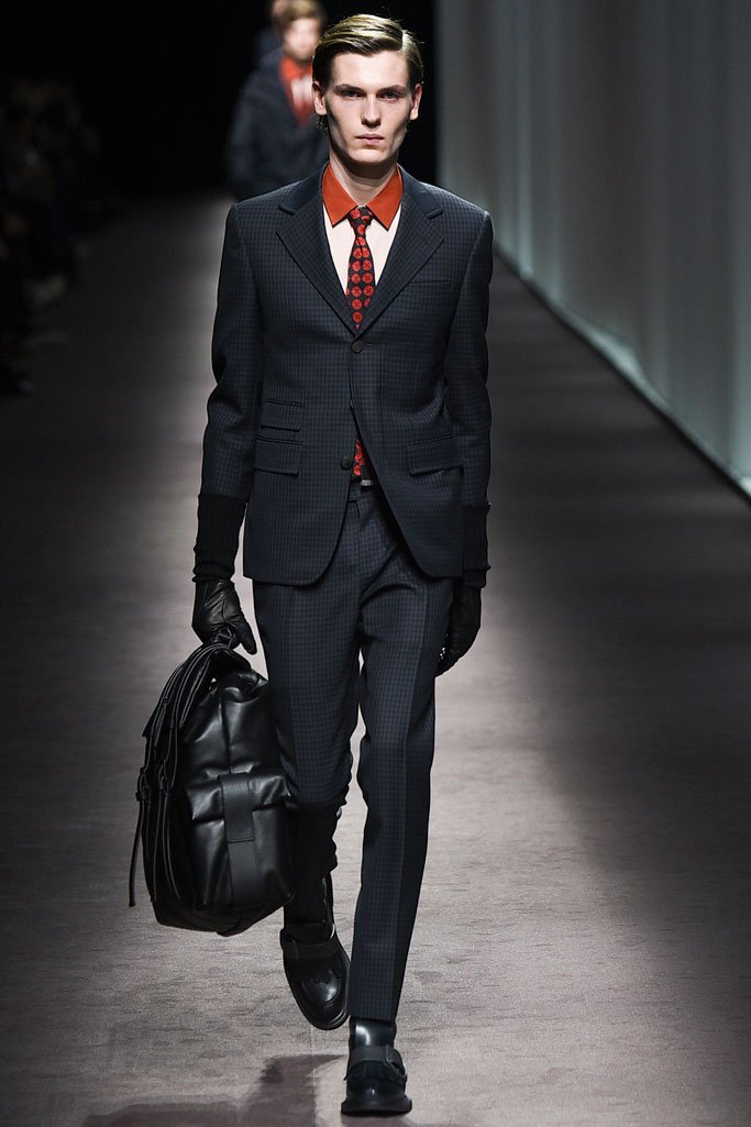 Canali（康纳利）2024米兰时装周男装秀