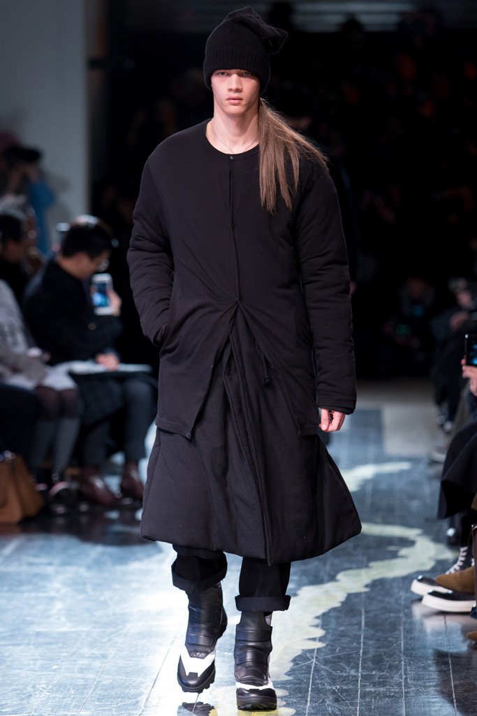 Yohji Yamamoto（山本耀司）2024巴黎时装周男装秀