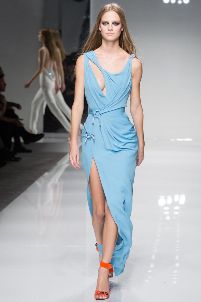 Atelier Versace（范思哲）2024高级定制时装秀