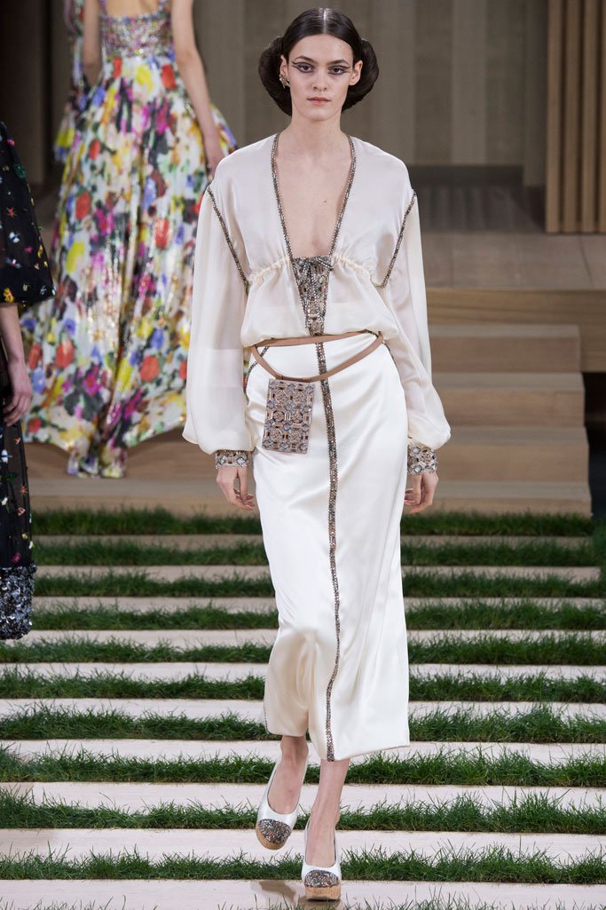 Chanel（香奈儿）2024春夏巴黎时装周时装秀