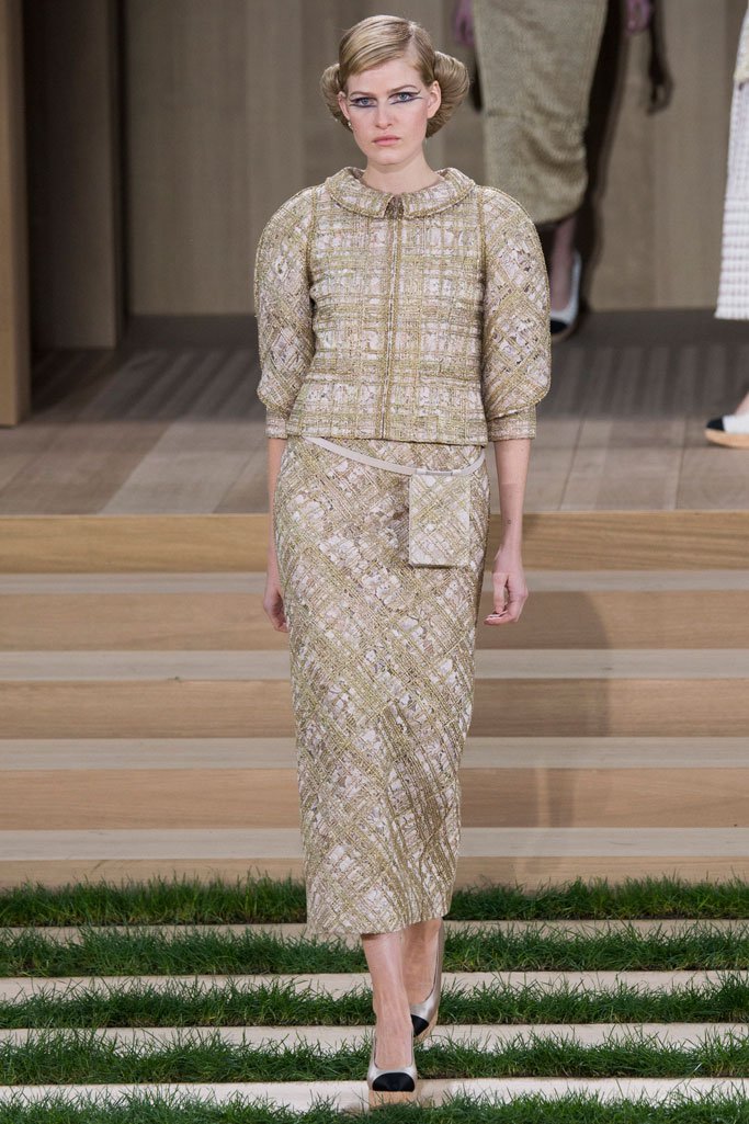 Chanel（香奈儿）2024春夏巴黎时装周时装秀