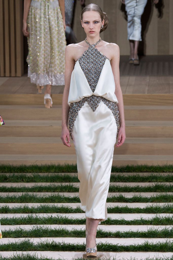 Chanel（香奈儿）2024春夏巴黎时装周时装秀