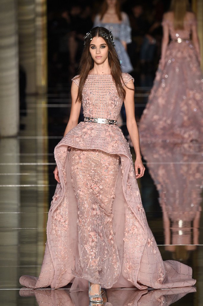 Zuhair Murad（祖海·慕拉）2024时装发布会女装秀