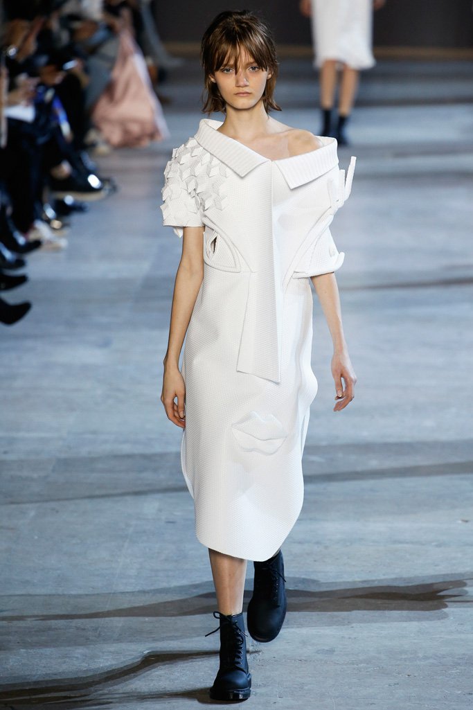 Viktor & Rolf（维果罗夫）2024时装发布会女装秀