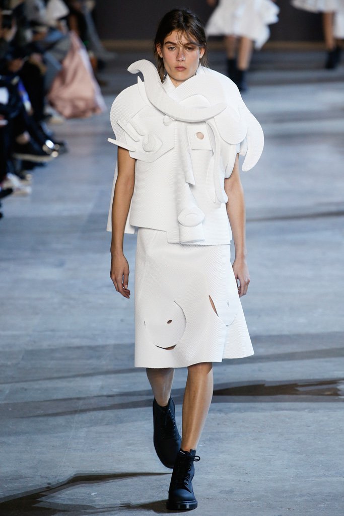 Viktor & Rolf（维果罗夫）2024时装发布会女装秀