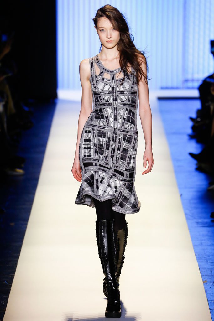 Hervé Léger by Max Azria 2024纽约时装周女装秀