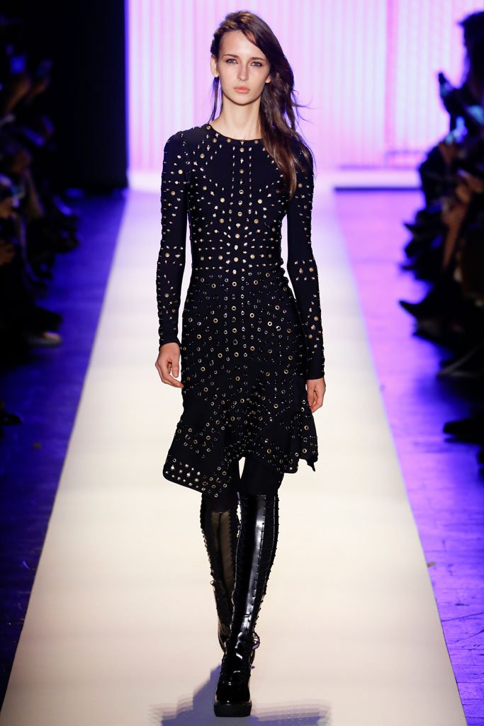 Hervé Léger by Max Azria 2024纽约时装周女装秀