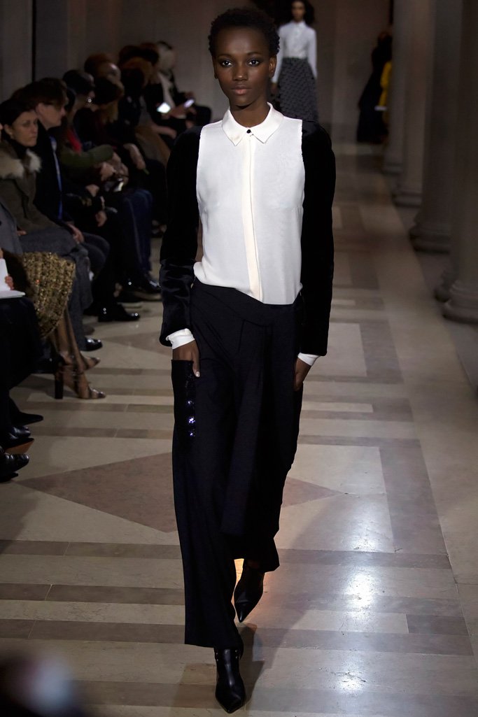 Carolina Herrera（卡罗琳娜·埃莱拉） 2024纽约时装周女装秀