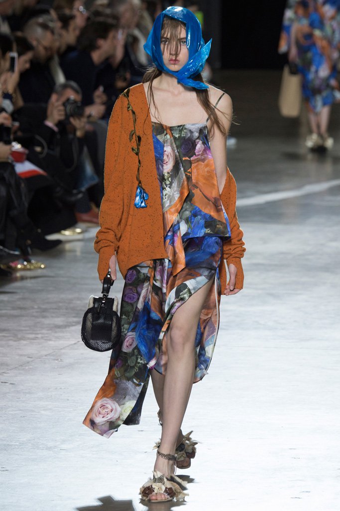 Christopher Kane 2024伦敦时装周女装发布会