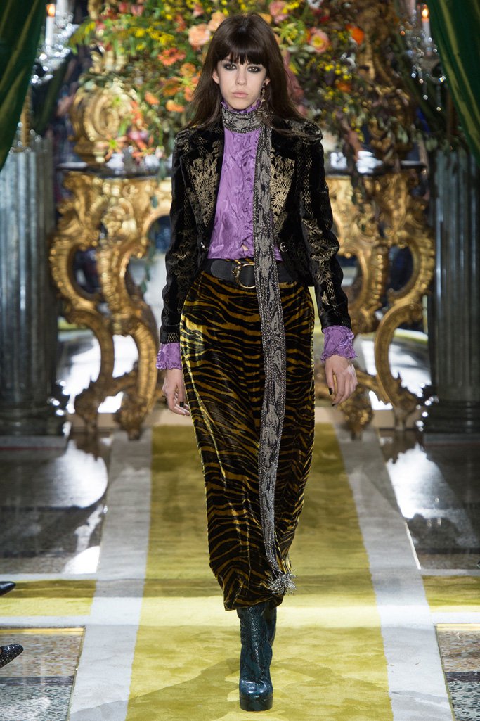 Roberto Cavalli 2024米兰时装周女装秀