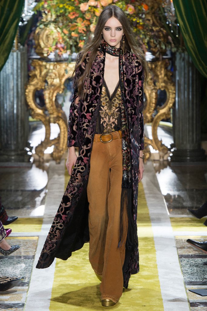 Roberto Cavalli 2024米兰时装周女装秀