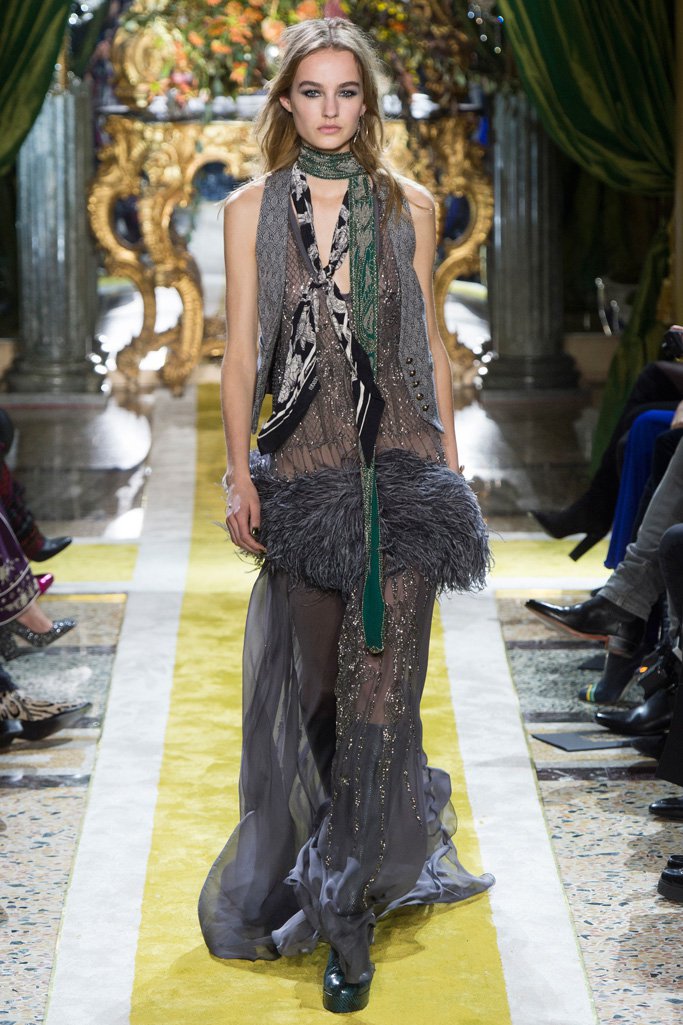 Roberto Cavalli 2024米兰时装周女装秀