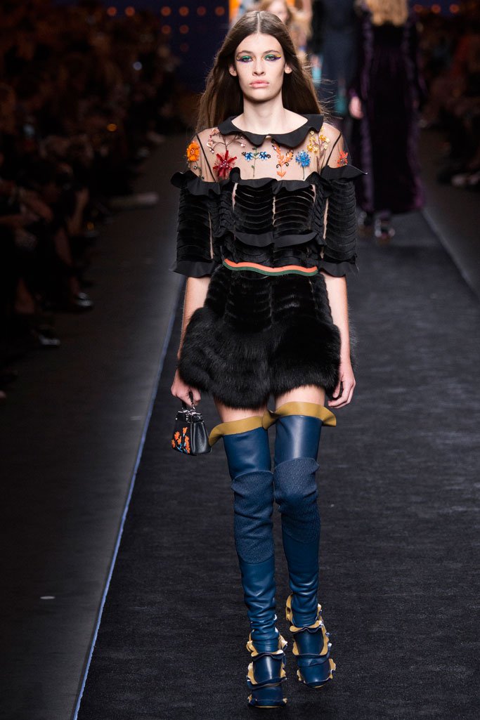Fendi（芬迪）2024米兰时装周女装秀