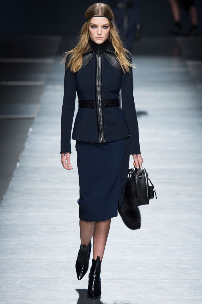Versace（范思哲）2024米兰时装周女装秀