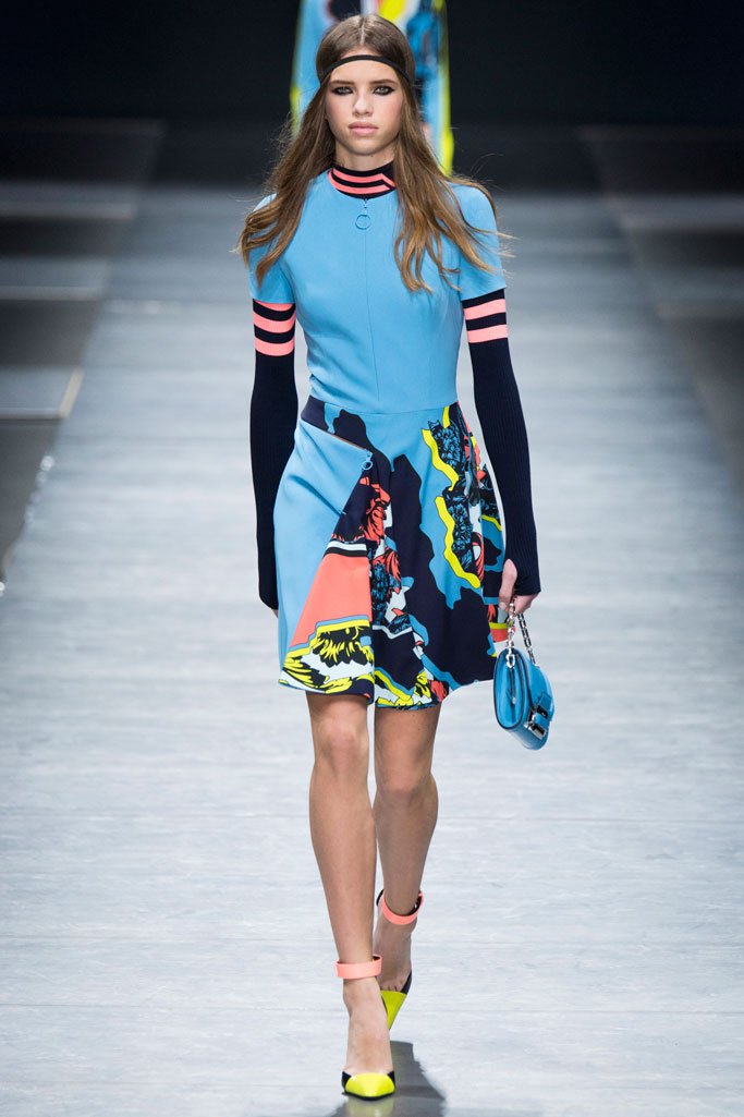 Versace（范思哲）2024米兰时装周女装秀