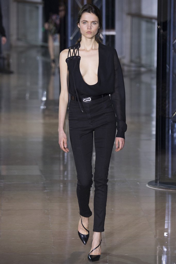 Anthony Vaccarello 2024巴黎时装发布会女装秀