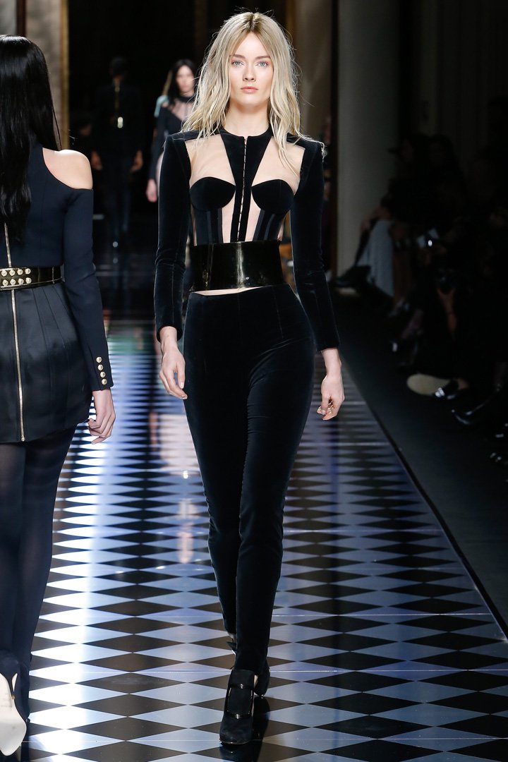 Balmain（巴尔曼）2024巴黎时装周女装秀