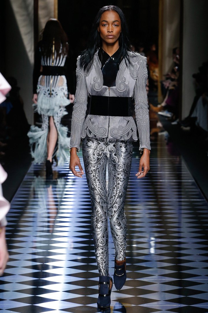 Balmain（巴尔曼）2024巴黎时装周女装秀