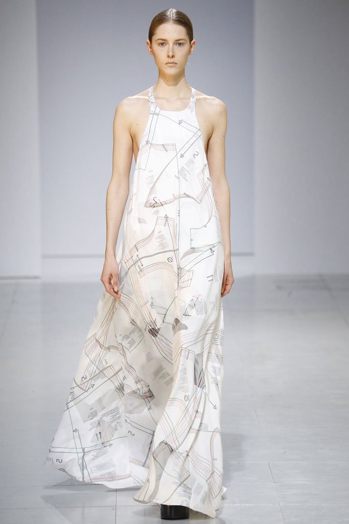 Chalayan（卡拉扬）2024巴黎时装周女装秀