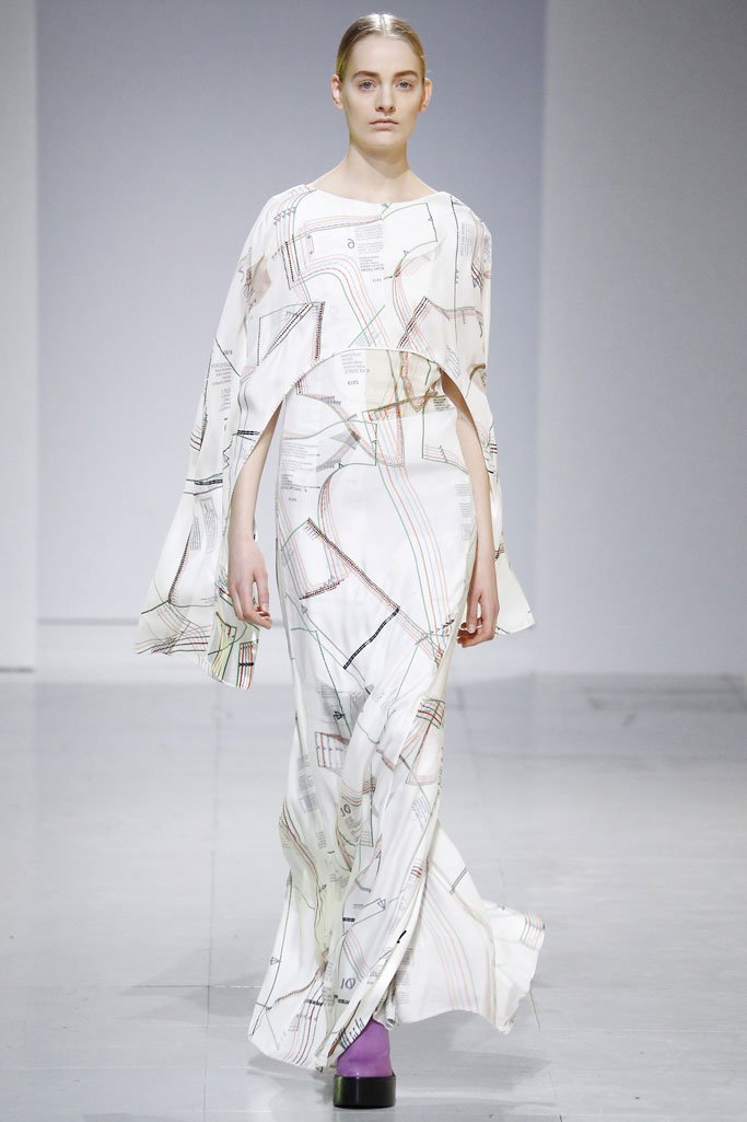 Chalayan（卡拉扬）2024巴黎时装周女装秀