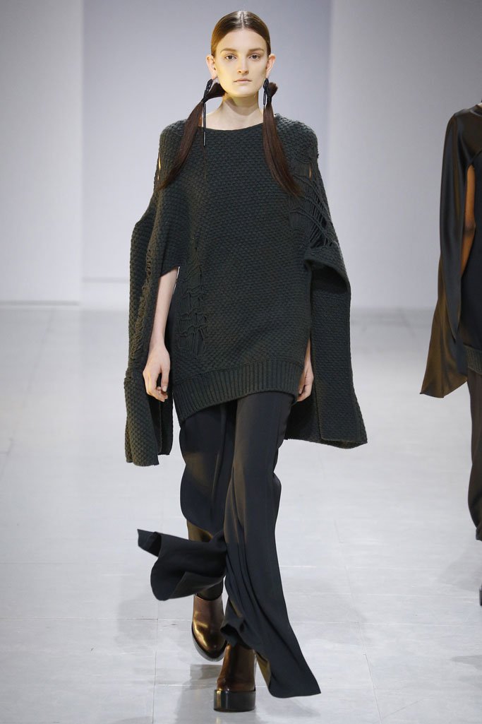 Chalayan（卡拉扬）2024巴黎时装周女装秀