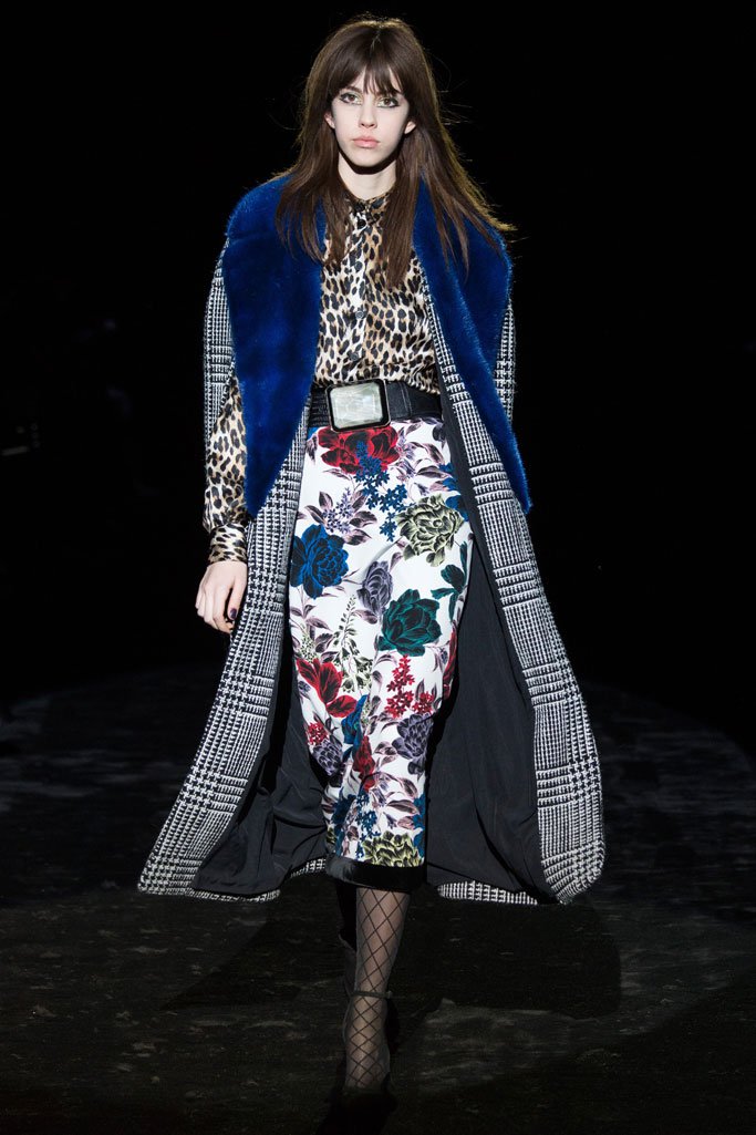 Emanuel Ungaro 2024巴黎时装周女装秀