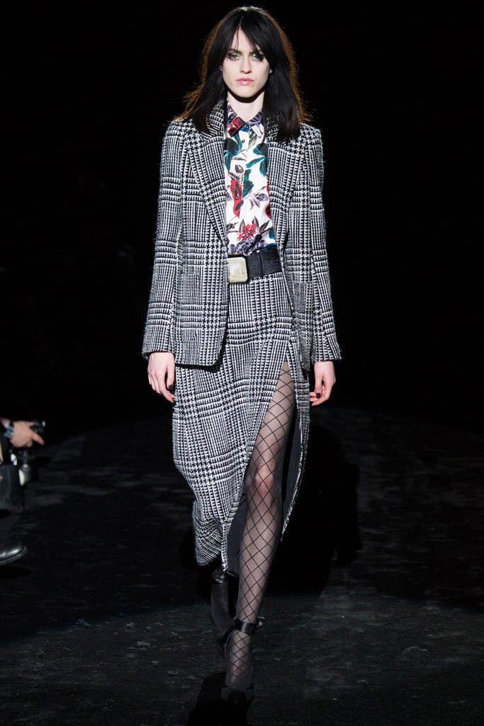 Emanuel Ungaro 2024巴黎时装周女装秀