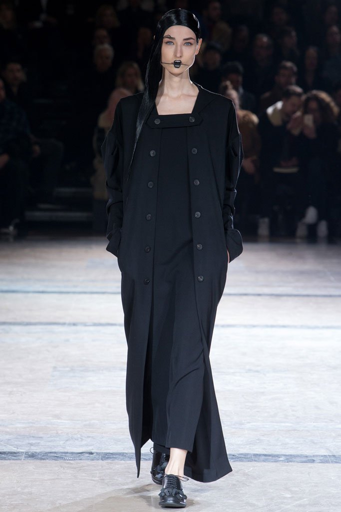 Yohji Yamamoto（山本耀司）2024巴黎时装周女装秀