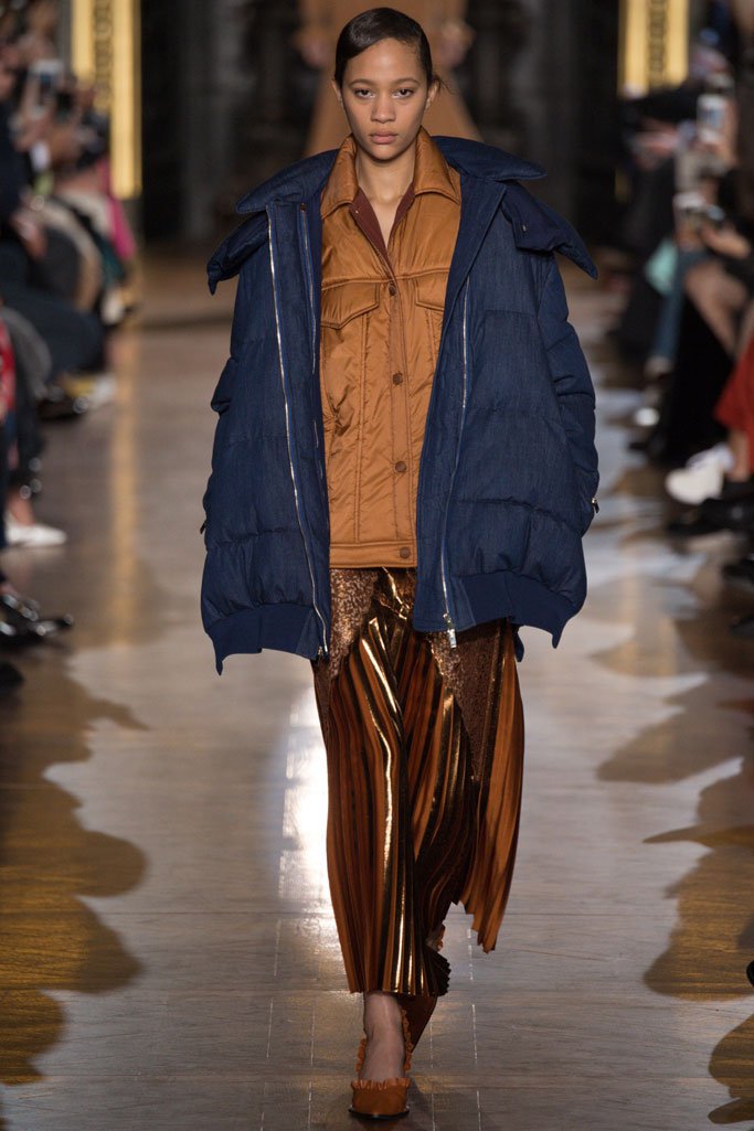 Stella McCartney 2024巴黎时装周女装秀