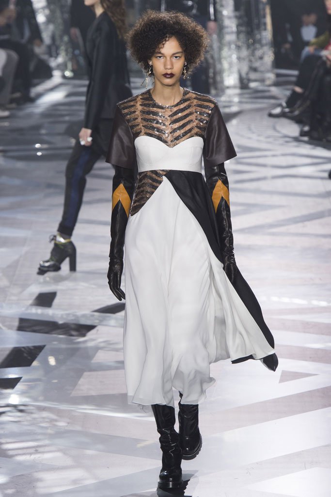 Louis Vuitton（路易威登）2024巴黎时装周女装秀