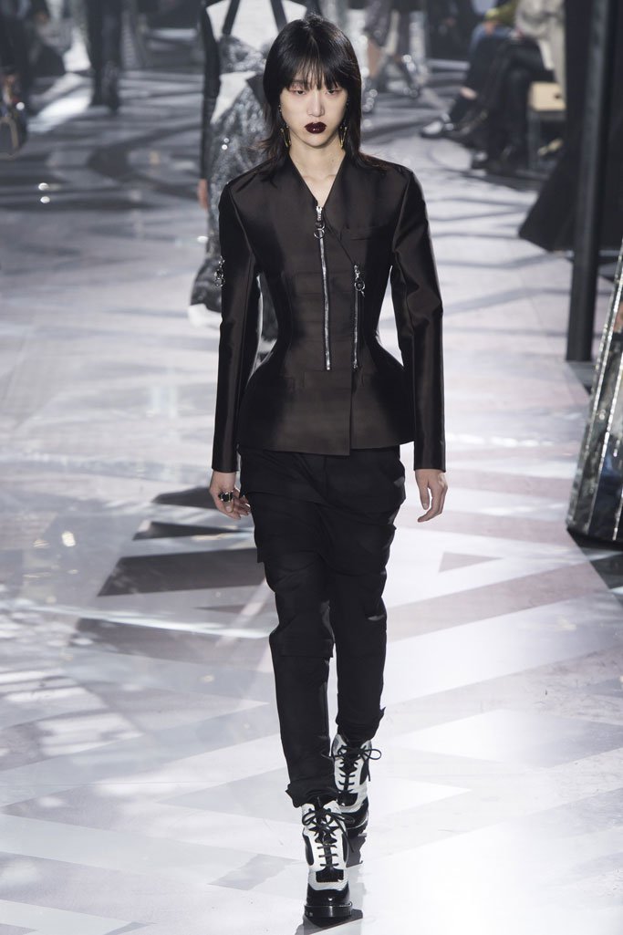 Louis Vuitton（路易威登）2024巴黎时装周女装秀