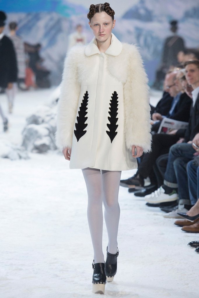 Moncler Gamme Rouge 2024巴黎时装周女装秀