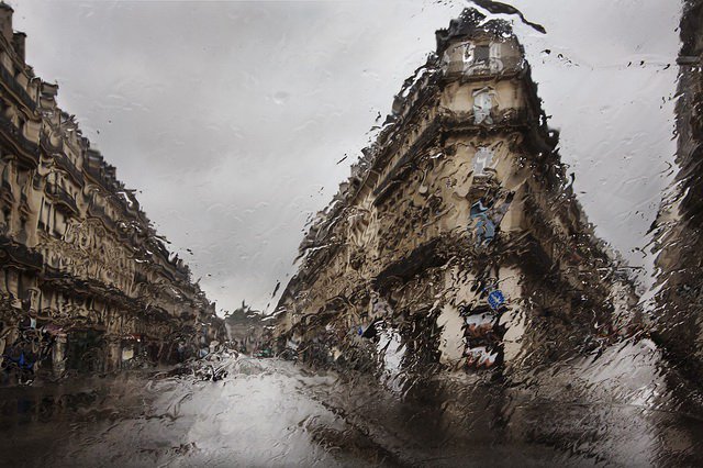 摄影师Christophe Jacrot镜头下雨中的城市