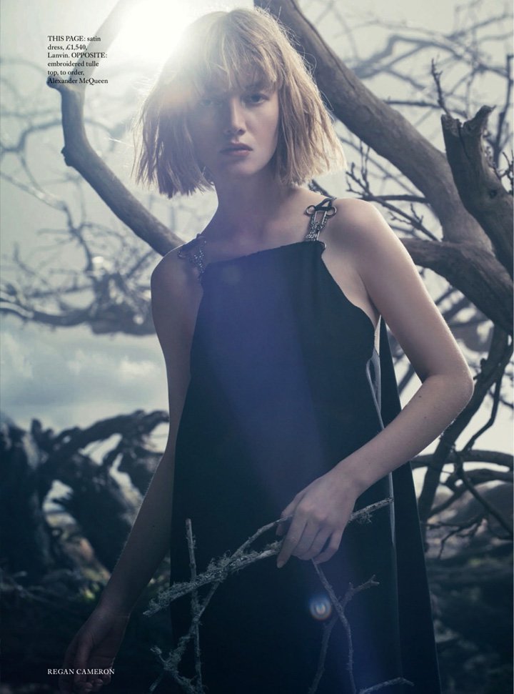 超模Lou Schoof演绎《Harper's Bazaar》欧美杂志时尚大片