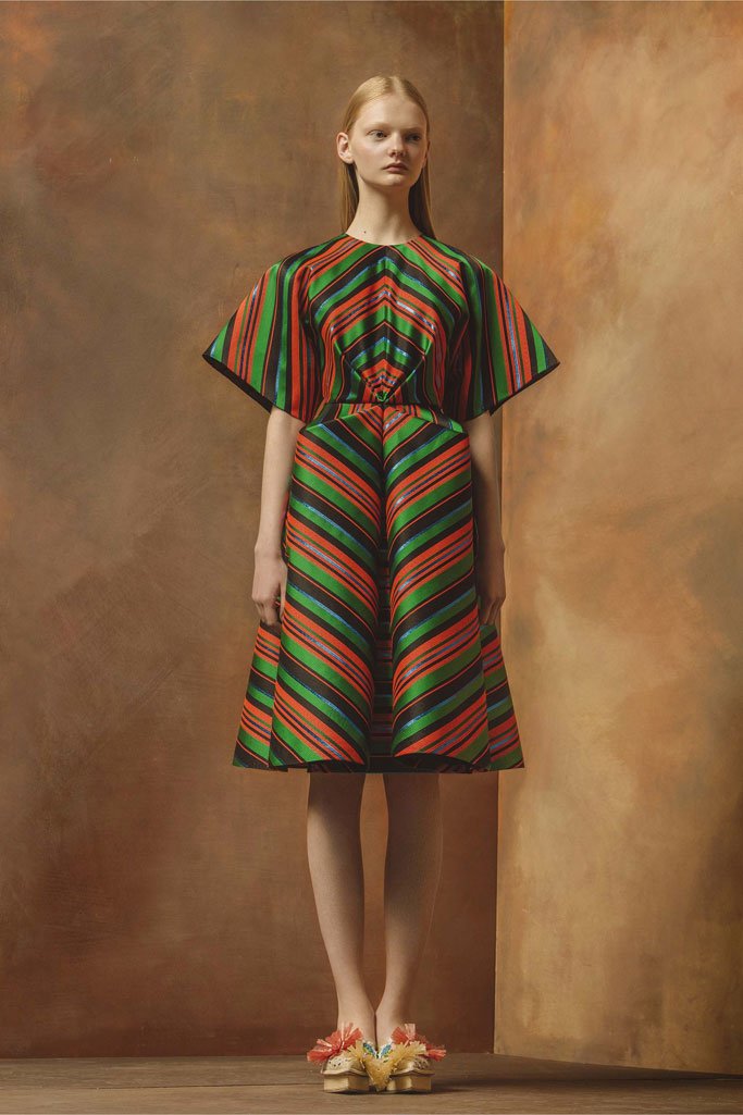 西班牙设计师品牌Delpozo 2024早春度假系列Lookbook