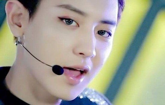 朴灿烈妆容教程 韩国男团眼妆教程