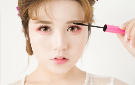 韩国少女妆容 粉嫩少女青春来袭