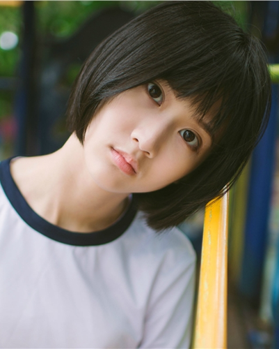 2024春季短发发型 轻轻松松让你化身为元气少女